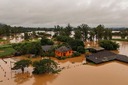 ブラジル南部で洪水の被害拡大、死者８３人に