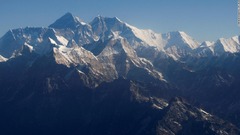 シェルパ３人、雪崩で行方不明　登山者のためルート整備　ネパール