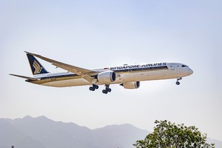 英旅行調査会社スカイトラックスのランキングでシンガポール航空が首位に返り咲いた