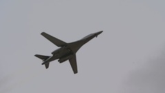 イラクとシリアでの米空爆、Ｂ１爆撃機を使用　当局者