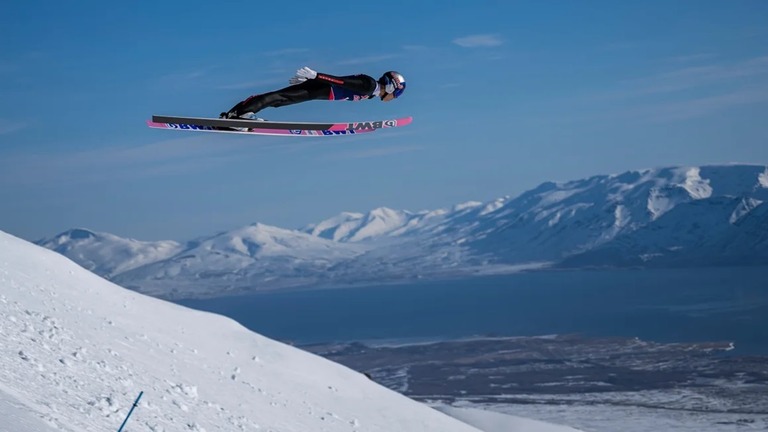 スキー・ジャンプ小林陵侑が２９１ｍの「新記録」、国際スキー連盟は認定せず
