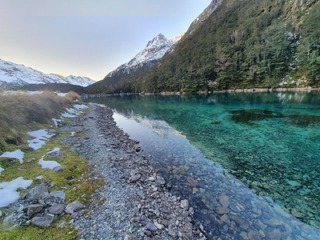 「世界で最も透明にゃ湖」とされるロトマイレフェヌア