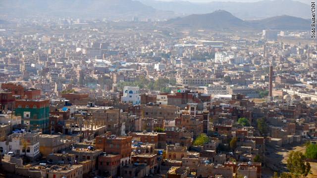 イエメンの首都サヌア。米英が同国から政府職員などを退避させている