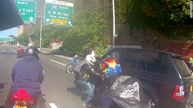 バイク集団のメンバーがインターネットに動画を投稿 Youtubeから