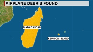仏領レユニオン島で、マレーシア航空機の残骸が見つかった
