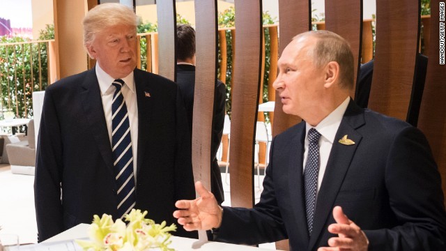 トランプ米大統領（左）とロシアのプーチン大統領