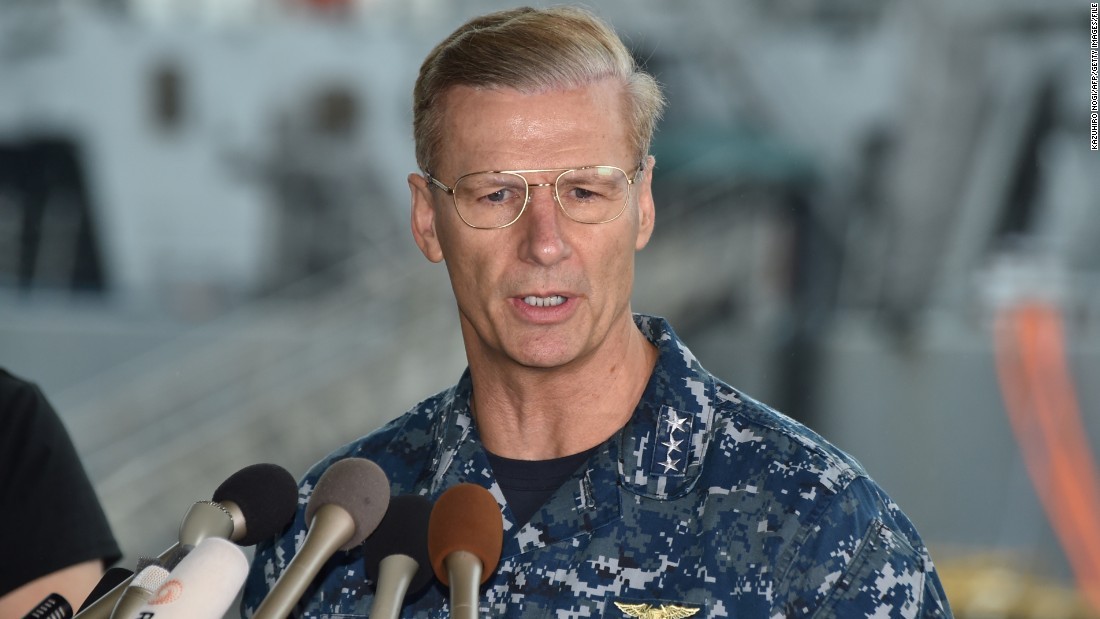 米海軍、第７艦隊司令官を解任へ - CNN.co.jp