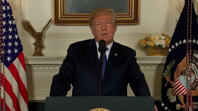 トランプ大統領は、シリア攻撃の成功を宣言した