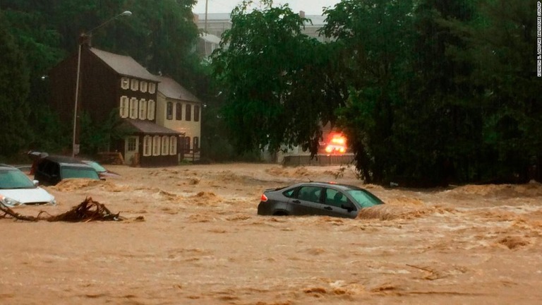 米メリーランド州で洪水が発生し、非常事態宣言が出された