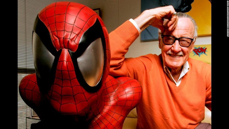 スパイダーマンなど数多くのヒーロー漫画の原作を手がけたスタン・リー氏が死去