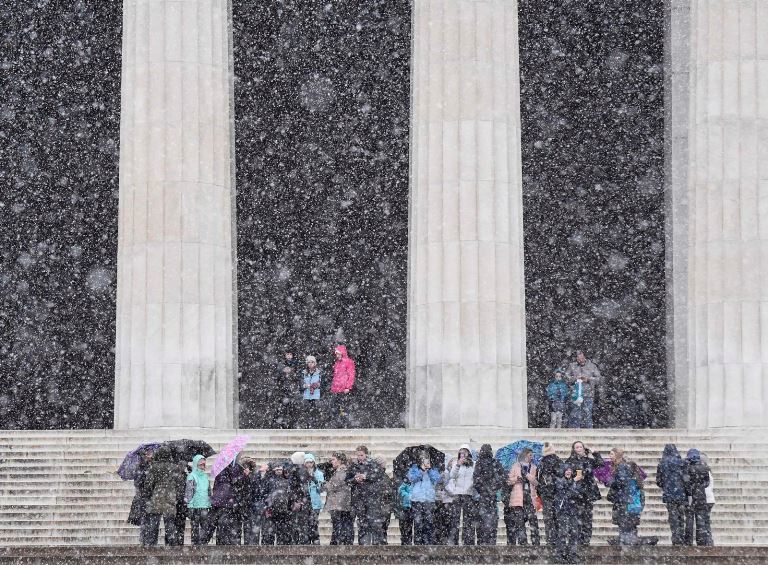 ワシントンのリンカーン記念堂＝２９日/Jonathan Newton/The Washington Post/Getty Images