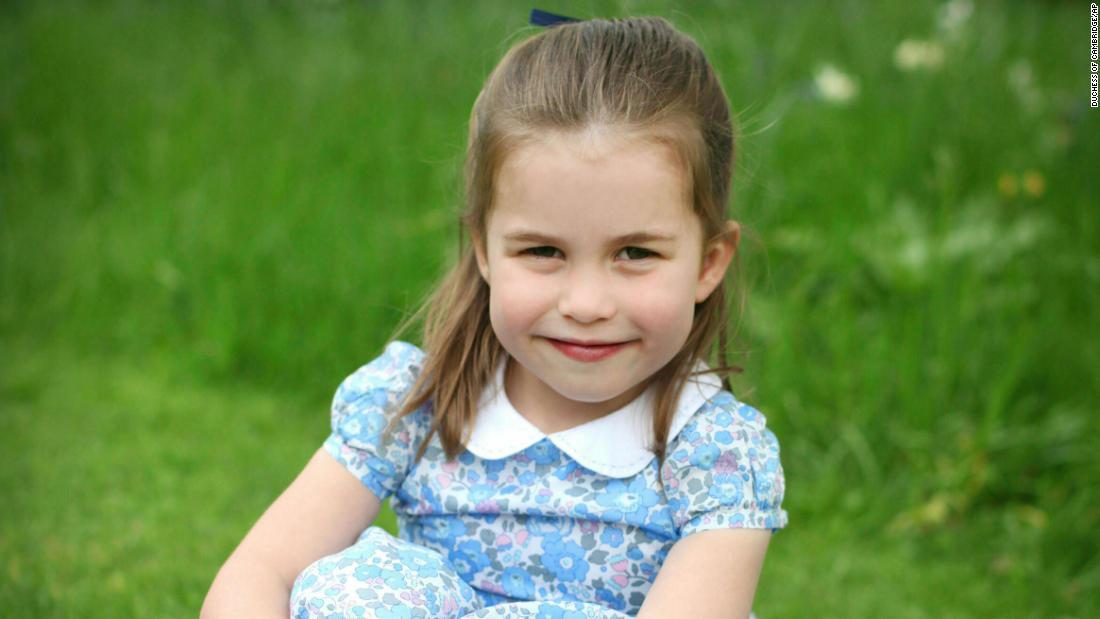 Cnn Co Jp シャーロット王女が４歳に 英王室が写真を公開