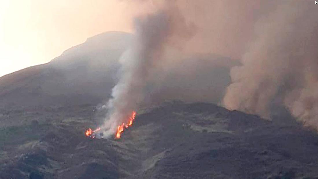 Cnn Co Jp イタリアの島で突発的な火山噴火 巨大な噴煙 ボートに迫る火砕流