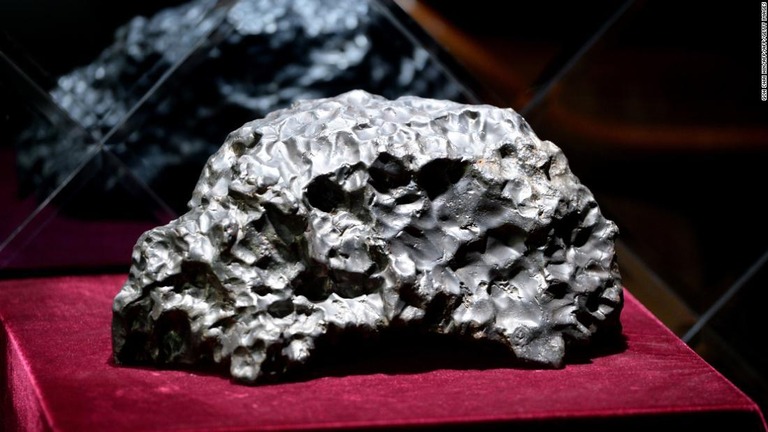 南丹隕石
