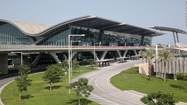 空港で女性乗客らに診察強要、カタール政府が遺憾表明