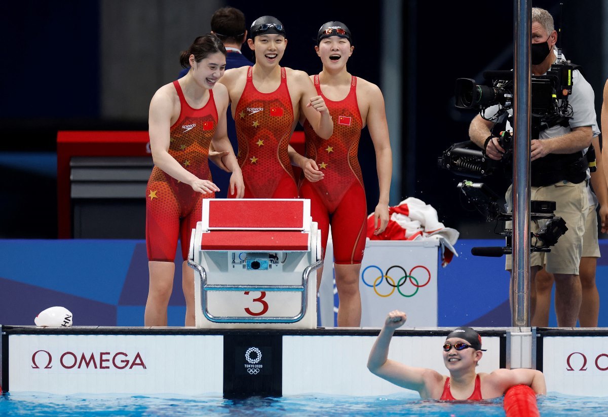 競泳　女子　 競泳女子200㍍メドレーリレーで日本新記録樹立 | 中京大学スポーツ