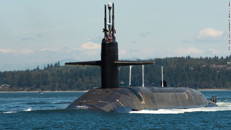 米海軍の弾道ミサイル潜水艦「ペンシルベニア」/Spec. 2nd Class Amanda R. Gray/U.S. Navy