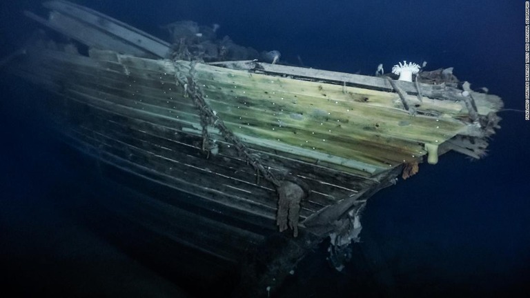 １９１５年に南極探検の途中で沈没した木造船が発見された/Falklands Maritime Heritage Trust and National Geographic