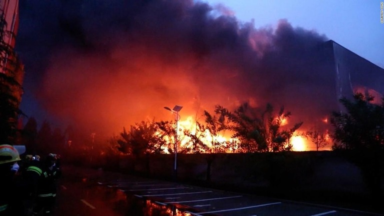 河南省安陽の工場で火災が発生/Courtesy CCTV 