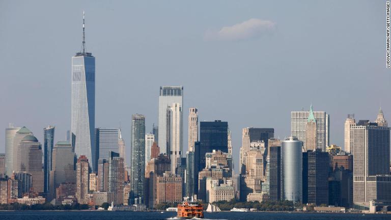 調査以来初めて首位となった１位の米ニューヨーク/Ludovic Marin/AFP/Getty Images