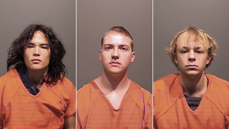 石を投げつけ車内の女性を死亡させた３人の容疑者/Jefferson County Sheriff's Office