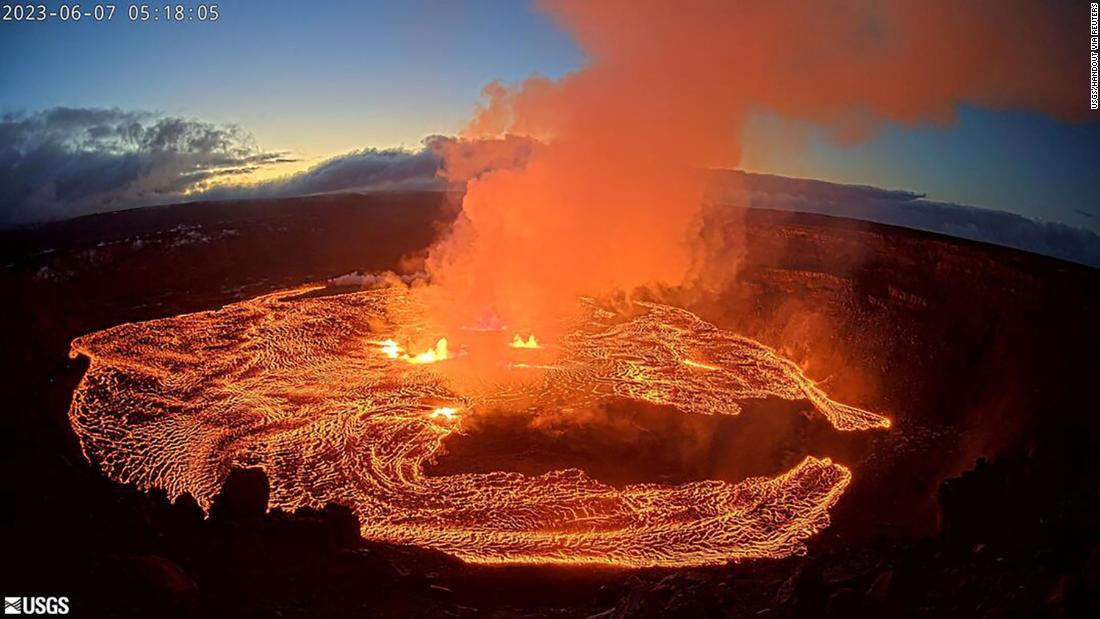 ハワイのキラウェア火山が噴火、警戒レベル引き上げ(1/2) - CNN.co.jp