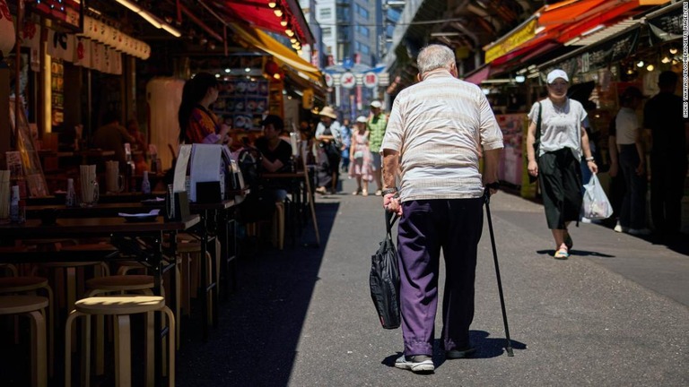 ８０歳以上が日本の人口の１０％を占めることがわかった/Shoko Takayasu/Bloomberg/Getty Images/File