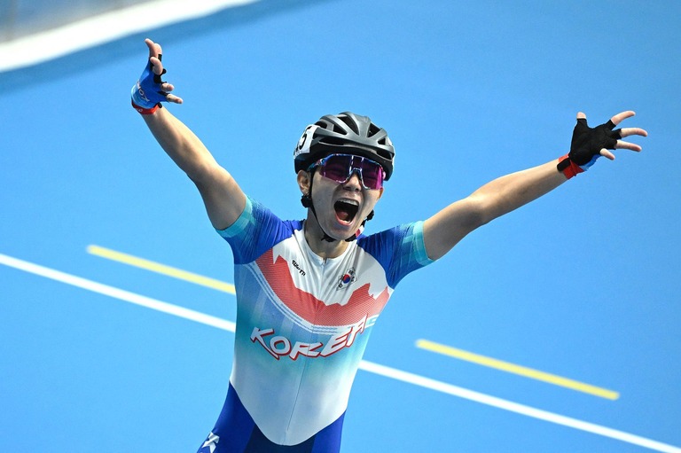 チョン選手はゴール直前に油断があったことを謝罪した/Wang Zhao/AFP/Getty Images