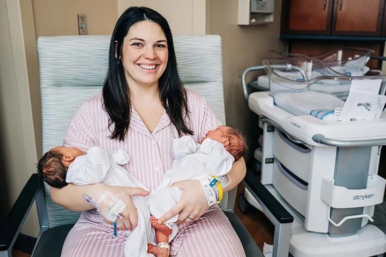 双子の赤ちゃんを出産したケルシー・ハッチャーさん/Andrea Mabry/University of Alabama at Birmingham Hospital