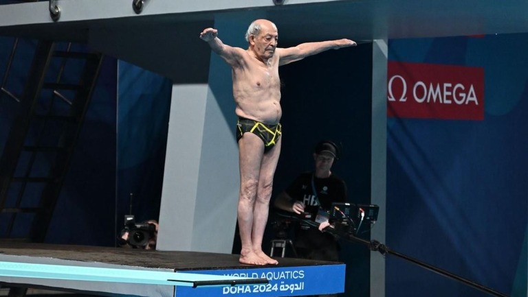 世界マスターズ水泳選手権への出場に備える１００歳のタギ・アスカリさん/World Aquatics