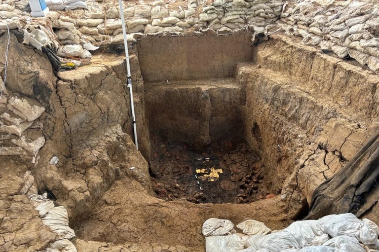 エル・カーニョ遺跡で発掘が行われた墓は９カ所目/ Julia Mayo/Fundación El Caño