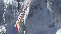 登山家２人が約３００ｍ落下し死傷、急峻な岩壁で　米アラスカ