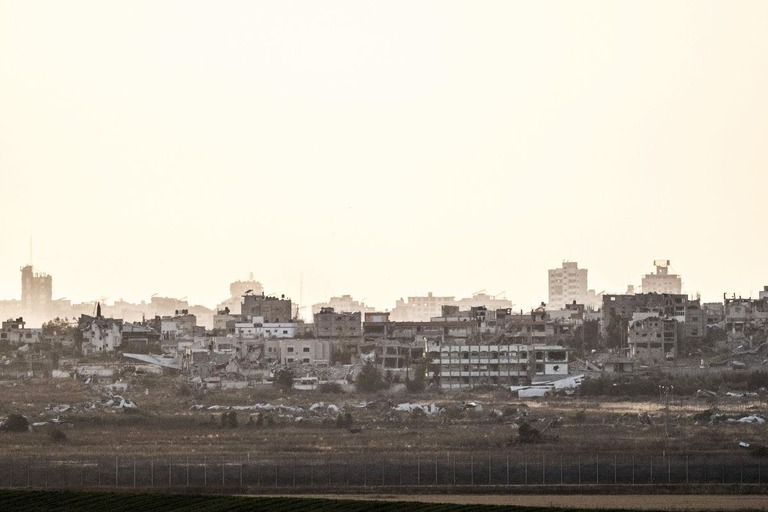 パレスチナ自治区ガザ地区ラファ近郊の破壊された建物＝５月３０日/Mostafa Alkharouf/Anadolu/Getty Images via CNN Newsource