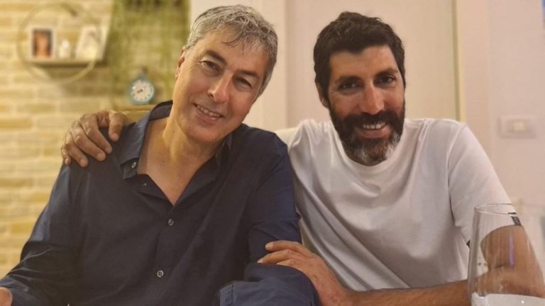 ハマス指導者を救う診断を下したビトン氏（左）とハマスの攻撃で殺害された甥のアダル氏/Yuval Bitton