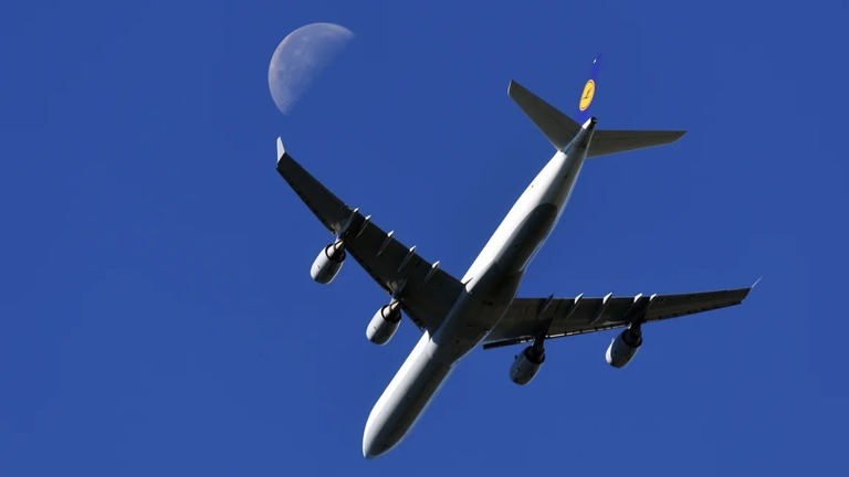 Ａ３４０は初就航直後、当時の旅客機によるノンストップ飛行の最長記録を打ち立てた/Federico Gambarini/picture alliance/Getty Images