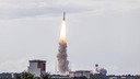 欧州の新型ロケット「アリアン６」、打ち上げ成功も大気圏突入前に異常発生