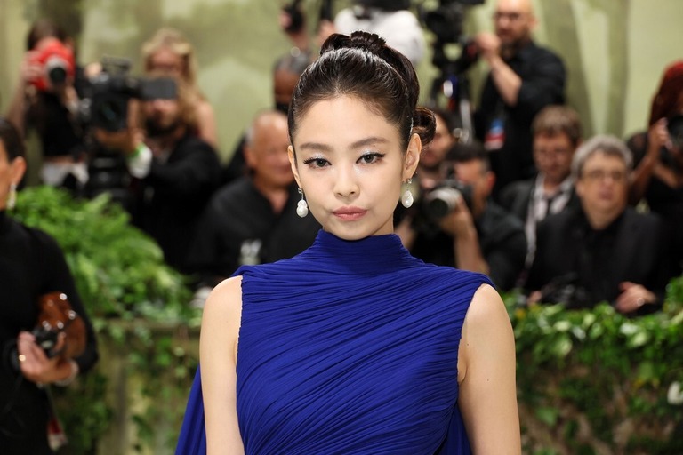 韓国の歌手ジェニー・キムさんが屋内で電子たばこを吸ったことを謝罪/Dia Dipasupil/Getty Images