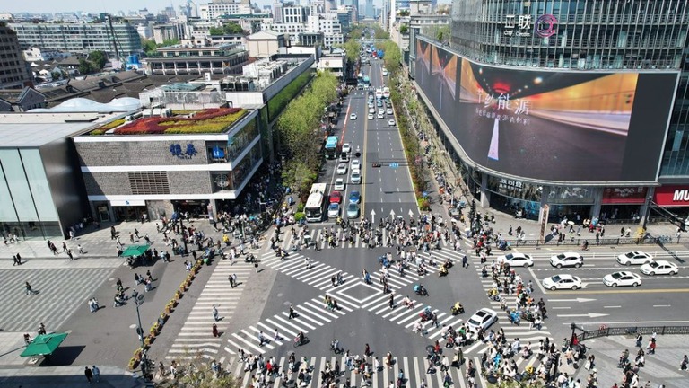 中国で、大手企業を辞めて肉体労働へと仕事を移す動きが出てきている/Long Wei/VCG/Getty Images