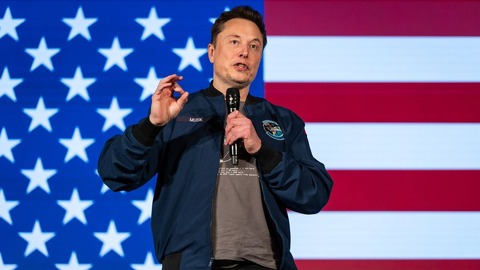 イーロン・マスク氏は不法就労だった？　本人の投稿で新たな疑問