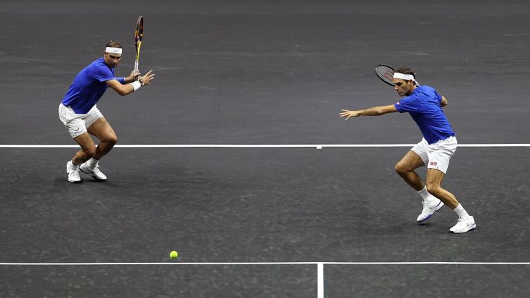 ２０２２年９月にロンドンで開催されたレーバー杯でフェデラーとダブルスを組んだナダル/Julian Finney/Getty Images for Laver Cup