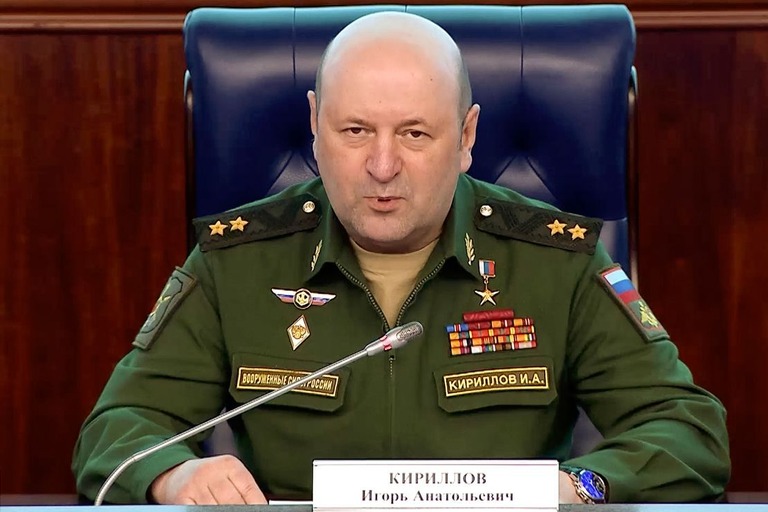 イーゴリ・キリロフ中将＝２０２３年２月、ロシア首都モスクワ/Russian Defense Ministry Press Service/AP