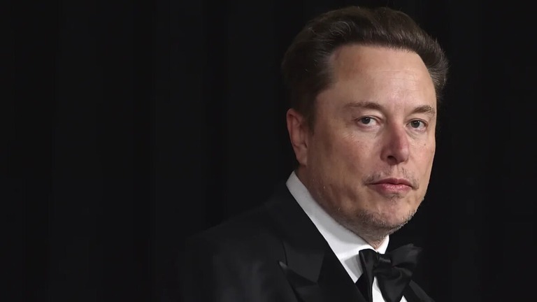 第１０回ブレイクスルー賞の授賞式に到着したイーロン・マスク氏＝２４年４月１３日/Jordan Strauss/Invision/AP