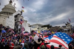 トランプ氏、議事堂襲撃の１５００人に恩赦　極右団体の指導者を減刑