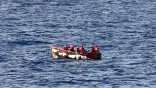 米クルーズ船が漂流中の難民１１人を救助した